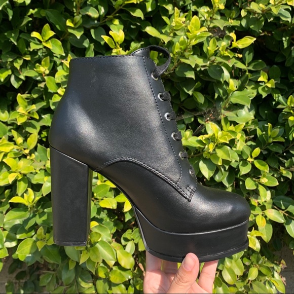 H&M | BLACK BOOTIES - Picture 3 of 5